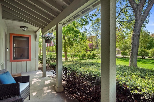 530 W Acacia Rd, Glendale, WI 53217 - view of patio / terrace