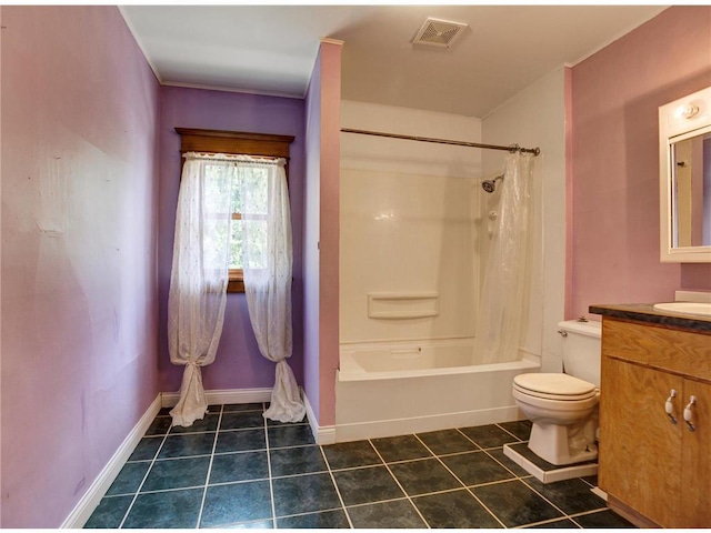 N4190 S County Road P, Spring Valley, WI 54767 - full bath with tile patterned floors, vanity, toilet, and shower / tub combo with curtain