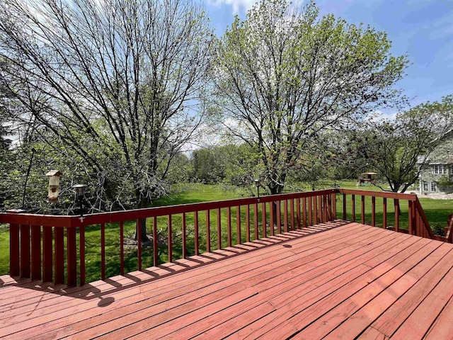 86 Ledgebrook Dr, Fond Du Lac, WI 54935 - deck with a lawn