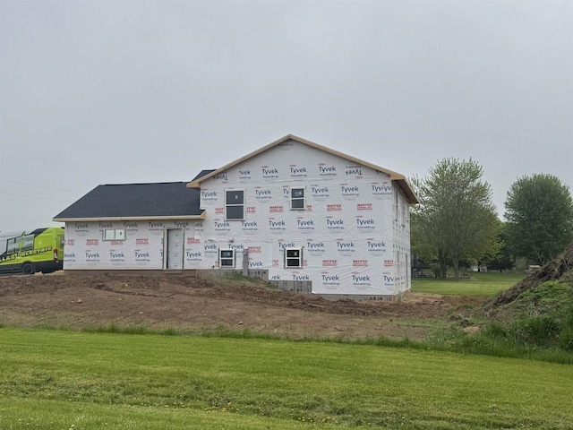 804 NW Cumberland St, Berlin, WI 54923 - view of home's exterior with a lawn