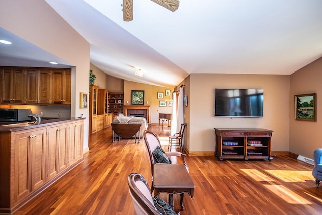 207 Deer Ridge Dr, West Bend, WI 53095