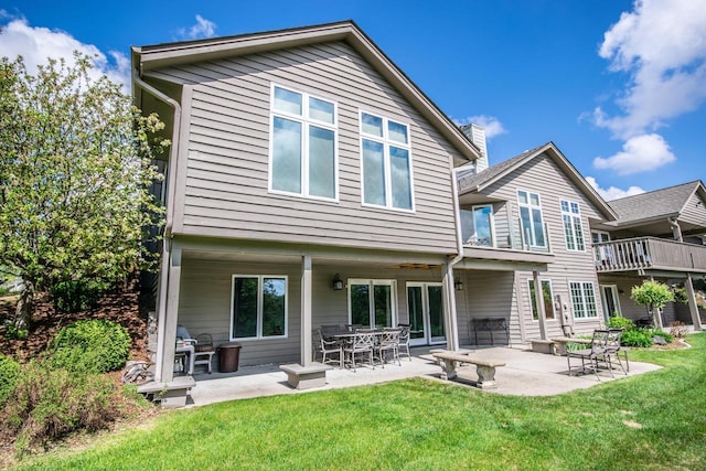 207 Deer Ridge Dr, West Bend, WI 53095