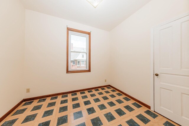 2159 S 11th St, Milwaukee, WI 53215
