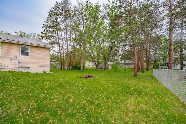 864 Suellen Ln, Portage, WI 53901 - view of yard