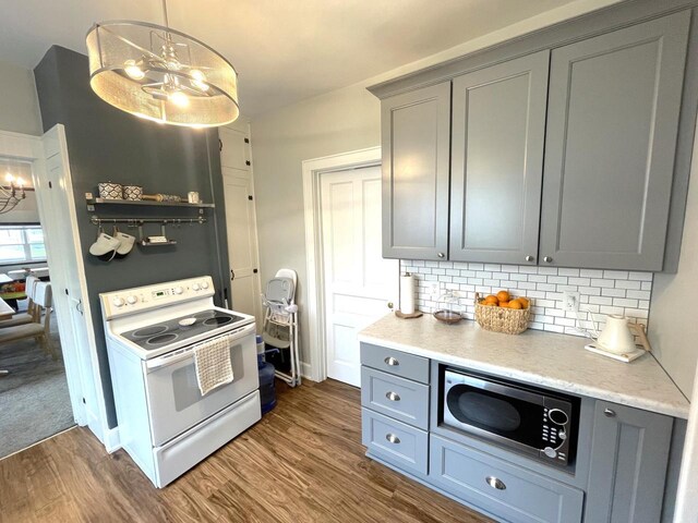 4118 S Austin St, Milwaukee, WI 53207