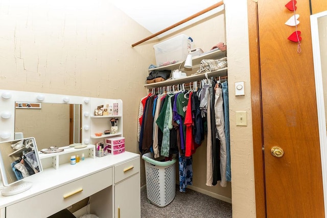 306 Wisconsin St, Oshkosh, WI 54901 - walk in closet featuring carpet floors