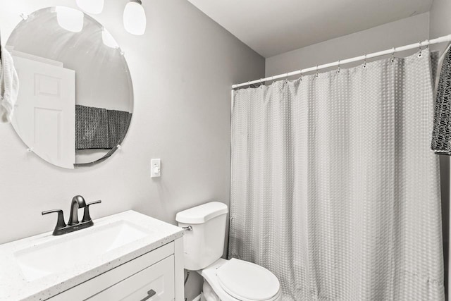 632 Grove St, Portage, WI 53901 - full bathroom featuring toilet and vanity