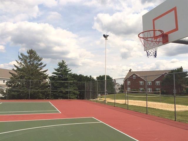 7102 Flagship Dr Unit 8, Madison, WI 53719 - view of sport court with fence and community basketball court