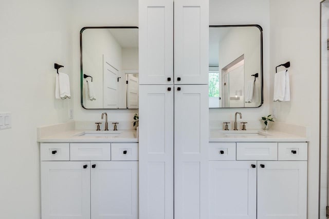 810 Farwell Dr, Madison, WI 53704 - full bathroom featuring vanity