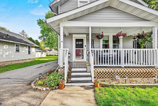 1333 W Lawrence St, Appleton, WI 54914 - view of front facade featuring covered porch