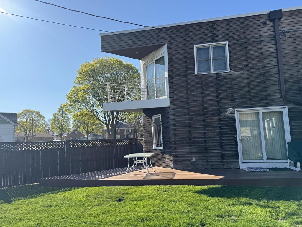 4647 W Scranton Pl, Milwaukee, WI 53216