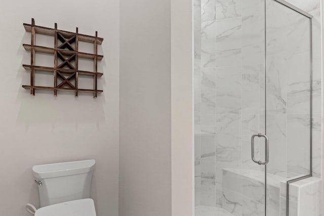 1801 Opus Ln Unit 101, Verona, WI 53593 - full bathroom featuring a shower stall and toilet