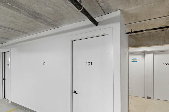 1801 Opus Ln Unit 101, Verona, WI 53593 - property entrance featuring elevator