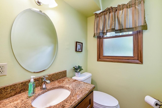 2845 Cambridge Cir, Brookfield, WI 53045 - bathroom with toilet and vanity