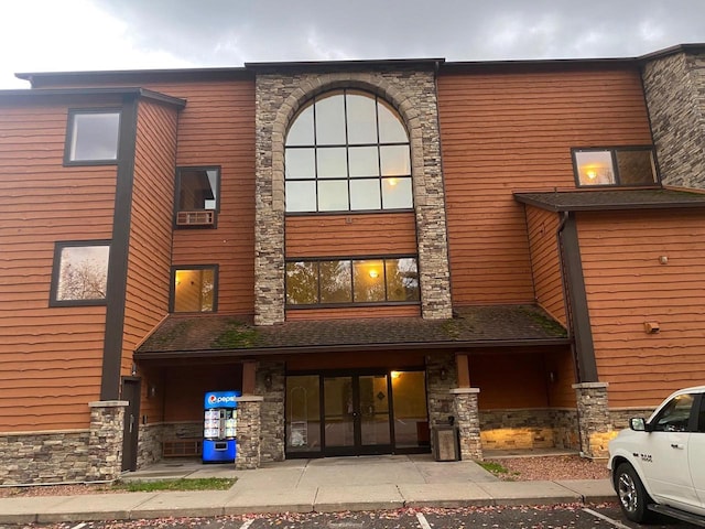 2504 River Rd Unit 7105, Wisconsin Dells, WI 53965 - view of property featuring uncovered parking