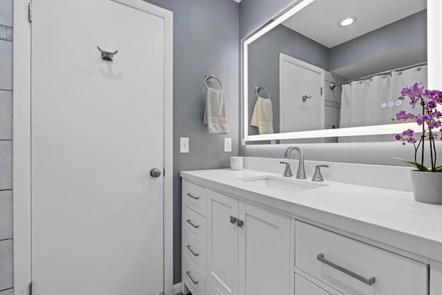 S58W22640 Glengarry Rd, Waukesha, WI 53189 - full bathroom with vanity