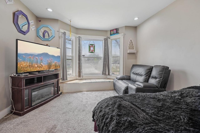 bedroom featuring carpet and recessed lighting