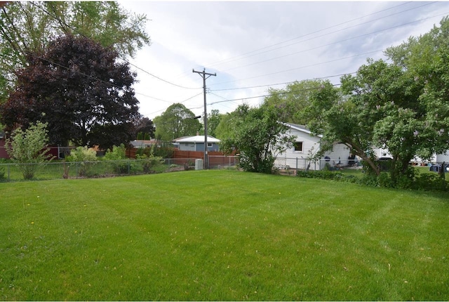 4802 Meredithe Ave, Madison, WI 53716 - view of yard