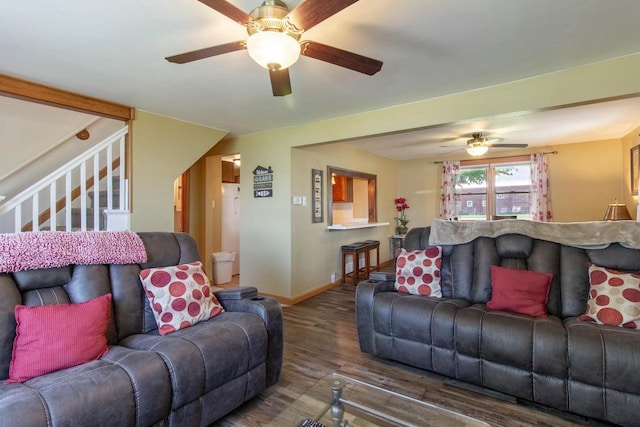 5582 Lake Rd, Oshkosh, WI 54902
