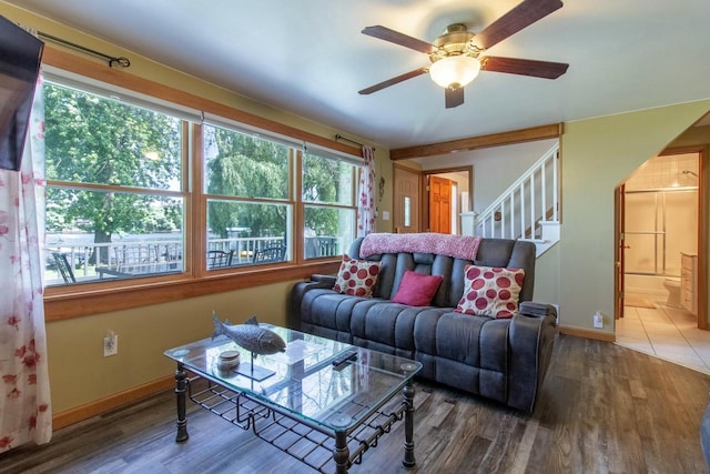 5582 Lake Rd, Oshkosh, WI 54902