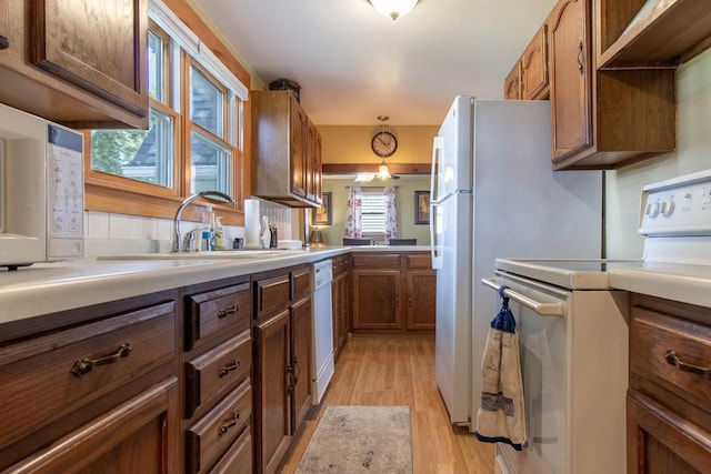 5582 Lake Rd, Oshkosh, WI 54902