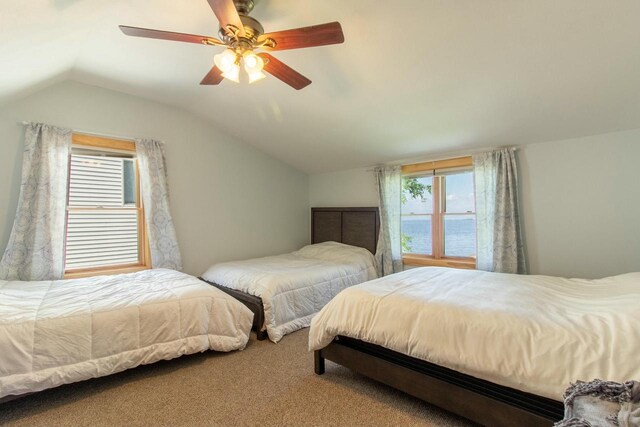5582 Lake Rd, Oshkosh, WI 54902