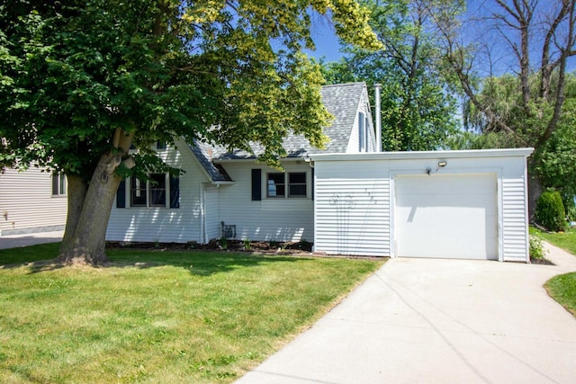 5582 Lake Rd, Oshkosh, WI 54902
