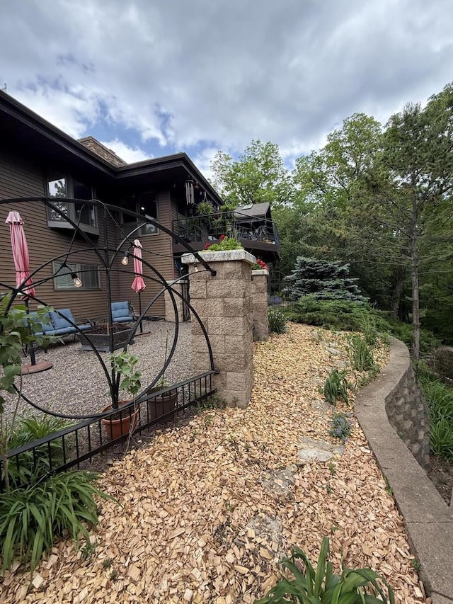 N1961 Hickory Ln, La Crosse, WI 54601 - view of yard