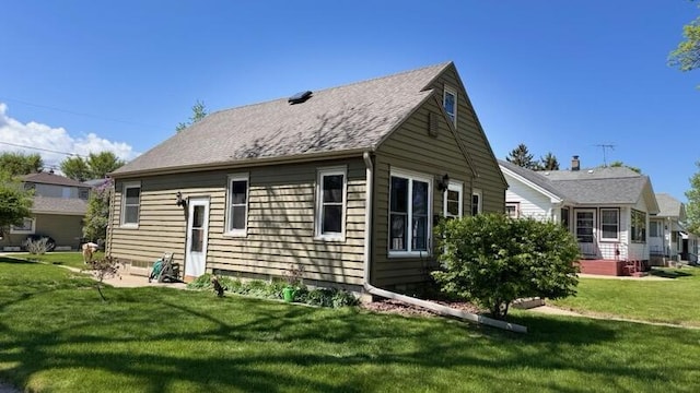 2377 S 73rd St, West Allis, WI 53219 - back of house featuring a yard