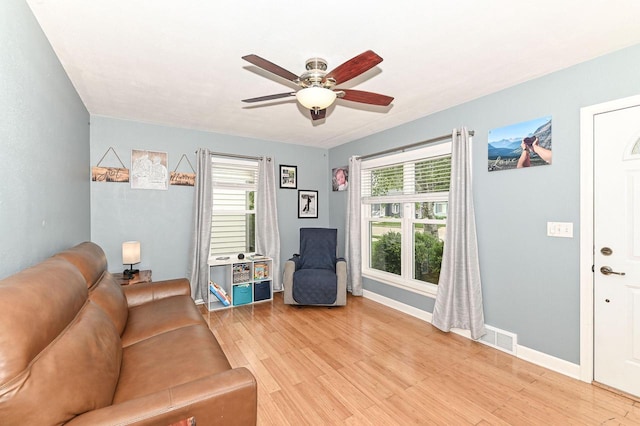 134 W Roberta Ave, Waukesha, WI 53186 - living room with ceiling fan, light wood-type flooring, and baseboards