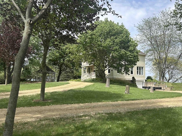 13412 Glacier Rd, Tomah, WI 54660 - view of front facade featuring a front lawn