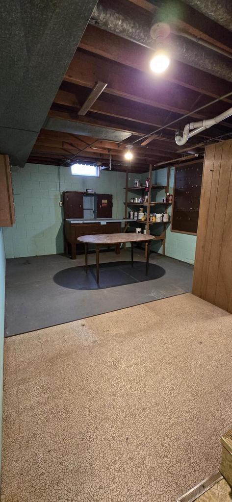 2905 S 18th St, Sheboygan, WI 53081 - view of basement