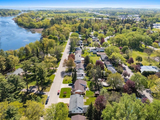 430 Fairview Way, Shawano, WI 54166 - aerial view of residential area featuring a large body of water