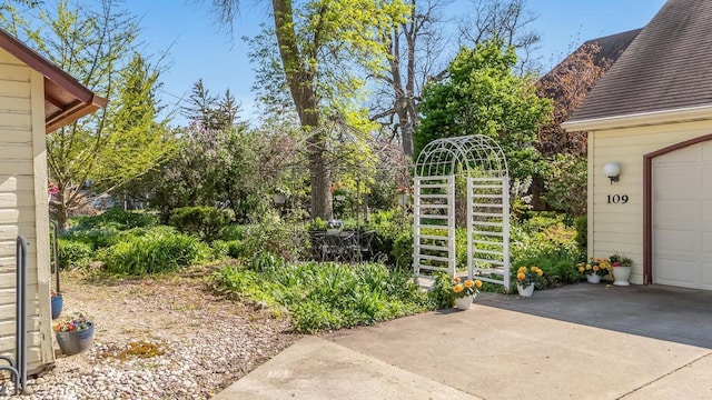 109 Doty St, Fremont, WI 54940 - view of yard