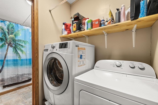 7244 Pine Tree Dr, Almond, WI 54909 - laundry room featuring independent washer and dryer