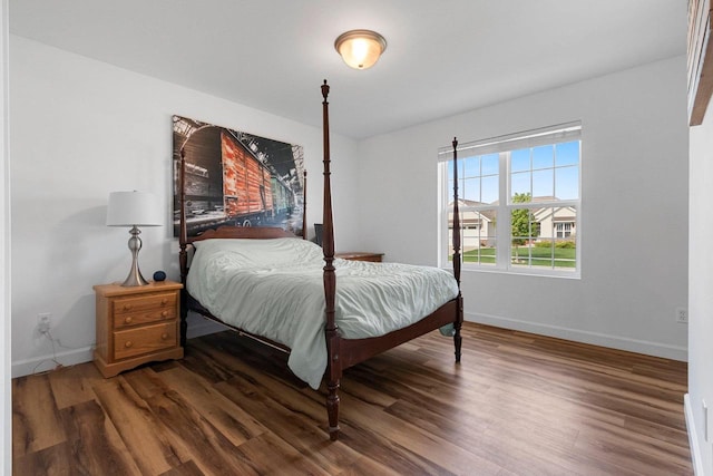 3410 Tulip Trl, Appleton, WI 54913 - bedroom with wood finished floors and baseboards