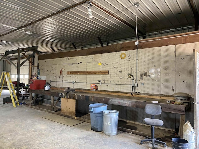 831 County Road Ig, Livingston, WI 53554 - garage with a workshop area