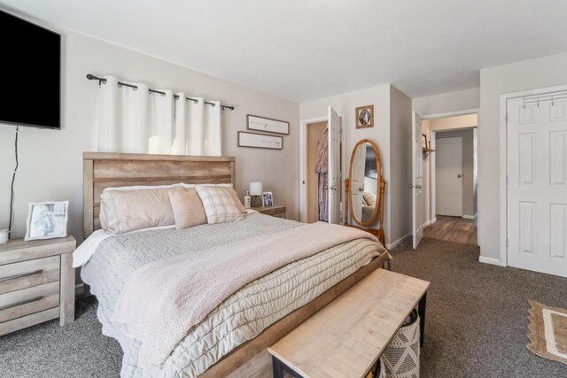 1578 Cass St, Green Bay, WI 54302 - bedroom with carpet flooring and baseboards