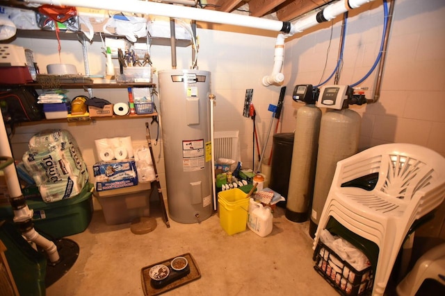 N1423 Silver Canoe Rd, Keshena, WI 54135 - utility room with water heater