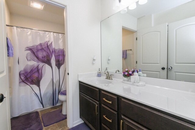 W242N5663 Simona Dr, Sussex, WI 53089 - bathroom with vanity and toilet