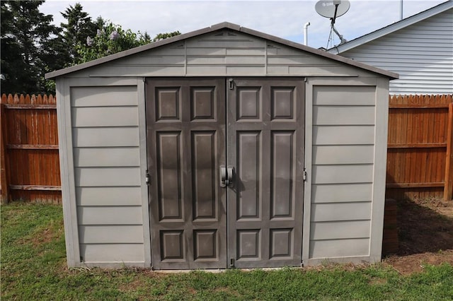 3530 Briarcrest Dr, Eau Claire, WI 54701 - view of shed with a fenced backyard