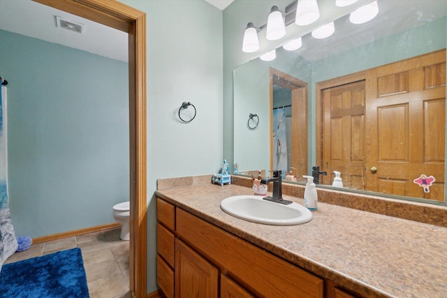 N124W13900 Lovers Ln, Germantown, WI 53022 - full bath featuring toilet, vanity, tile patterned floors, and curtained shower