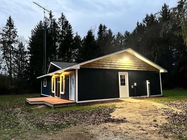N3725 County Road Ee, Redgranite, WI 54970 - view of garage