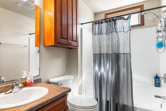 2891 Yellow Jasmine Way, Green Bay, WI 54313 - full bathroom with vanity, toilet, and shower / bath combo