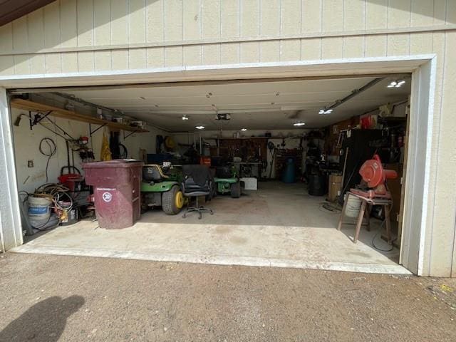 4546 Gold Leaf Ln, Ojibwa, WI 54862 - garage with driveway