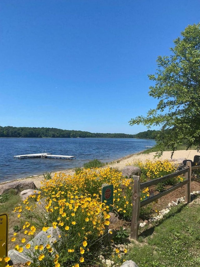 N7094 Evergreen Ln, Elkhorn, WI 53121 - water view with a dock
