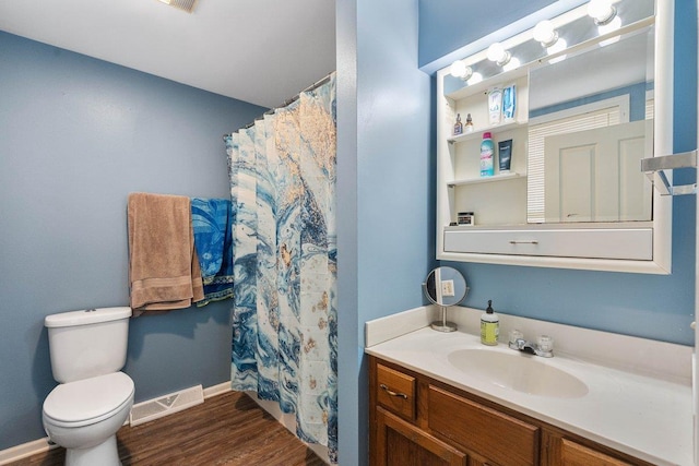 4084 Eagle Mound Pass, Deforest, WI 53532 - full bath featuring wood finished floors, toilet, vanity, baseboards, and curtained shower
