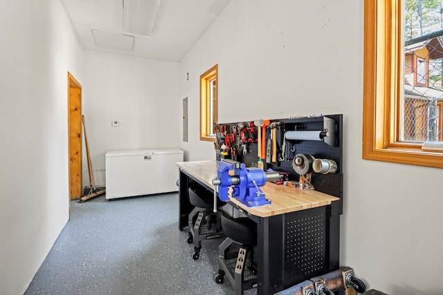 7496 River Rd, Lake Tomahawk, WI 54558 - view of office area