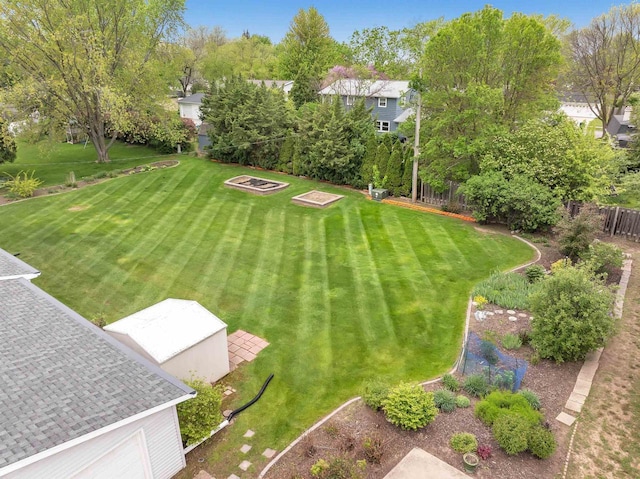 2044 E Vista Cir, De Pere, WI 54115 - view of yard