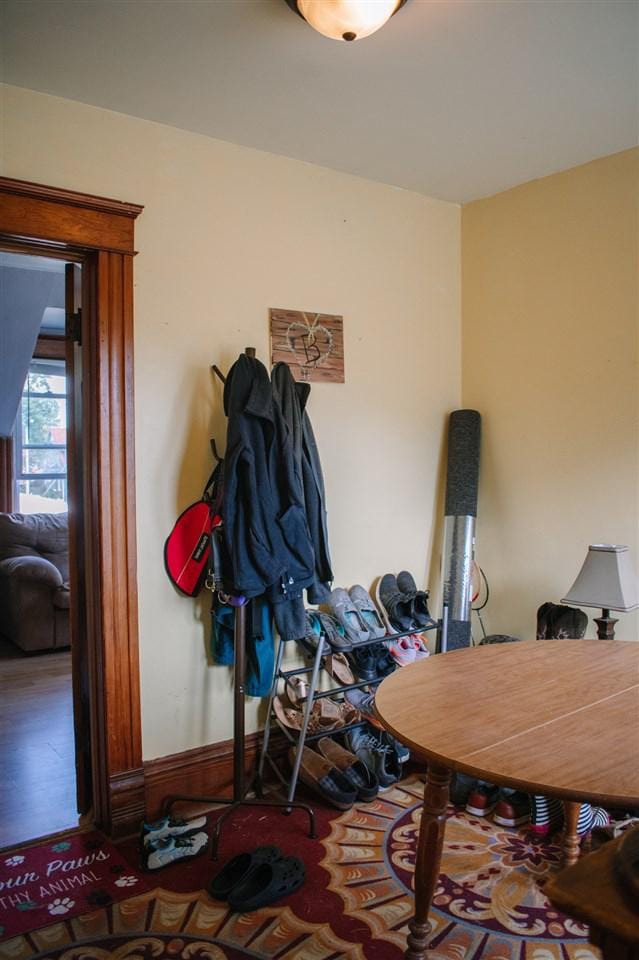 202 Wisconsin St, Mauston, WI 53948 - view of dining area